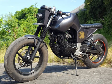 Rent motorbike Bali. Yamaha byson 150cc on getbike.io info